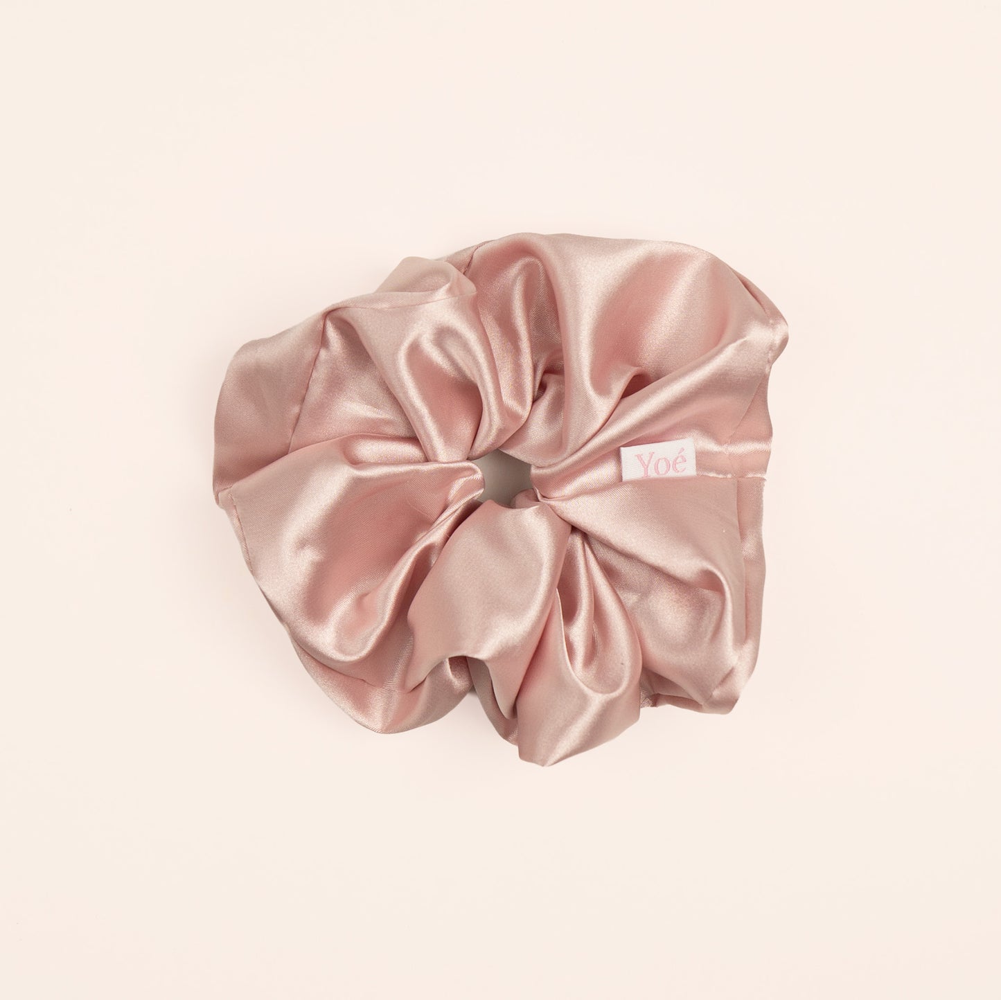 Yoé Blush - satin scrunchie