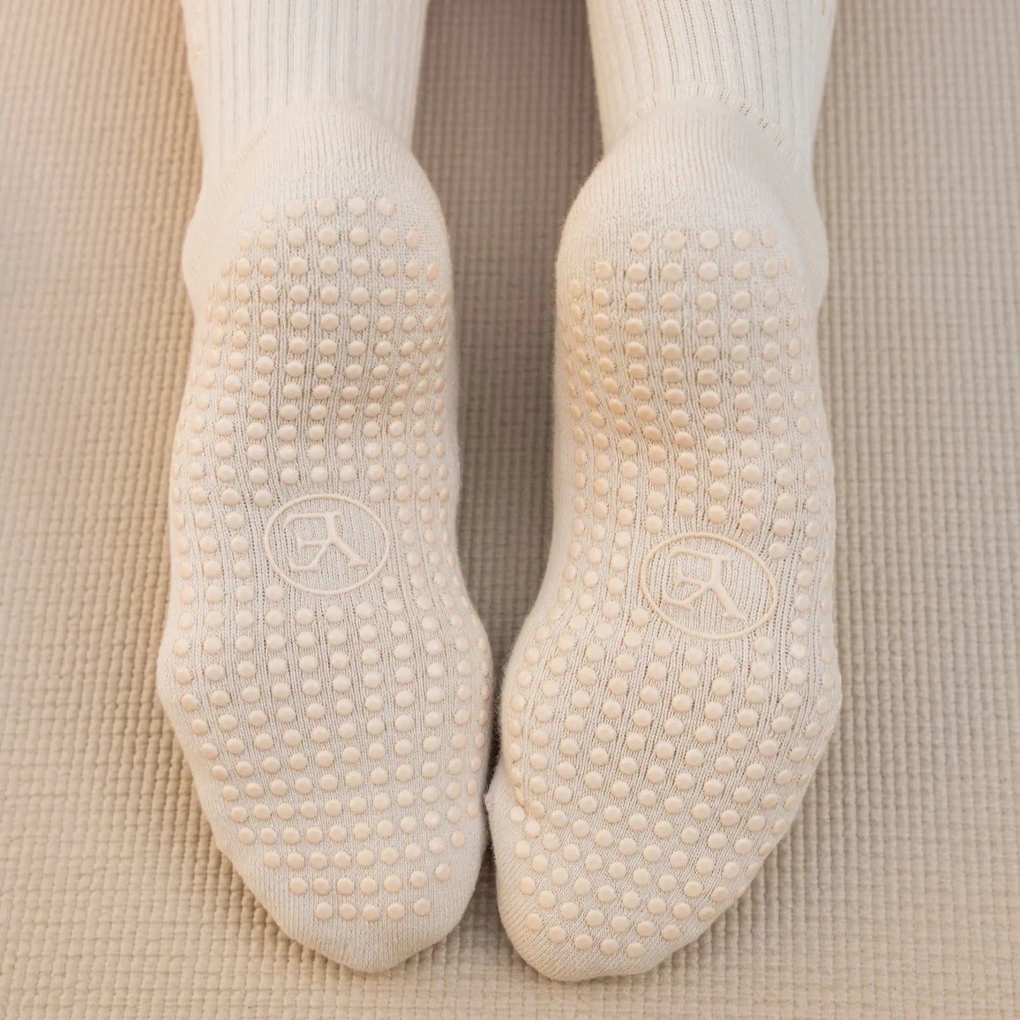 Yoé SoftBalance - Premium Grip Socks