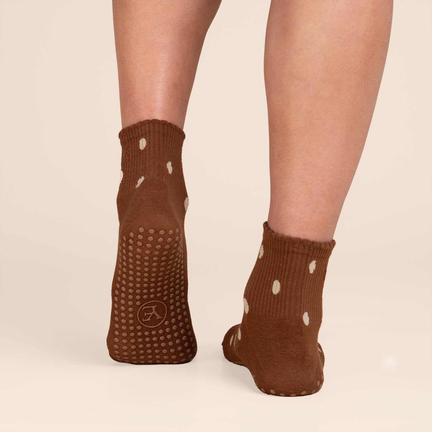 Yoé Brown Polka