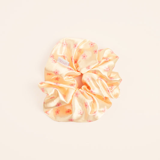Yoé Butter Floral - satin scrunchie