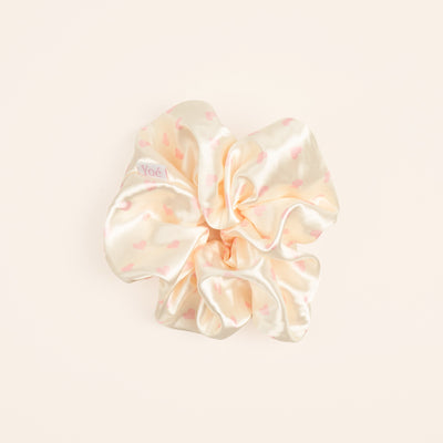 Yoé Ivory Love - satin scrunchie